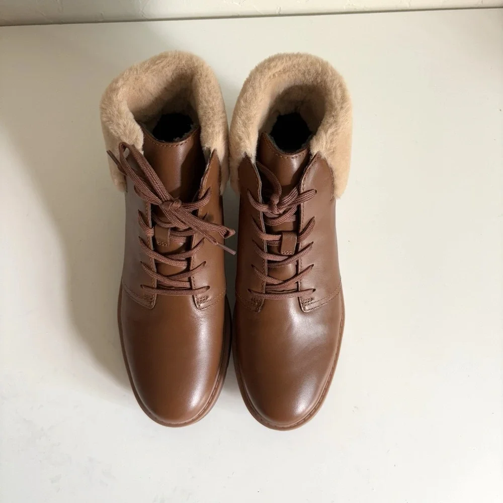 CLARK Leighly Lace Boot Women's Size 8M Brown Faux Fur Trim Ankle Bootie NIB‎